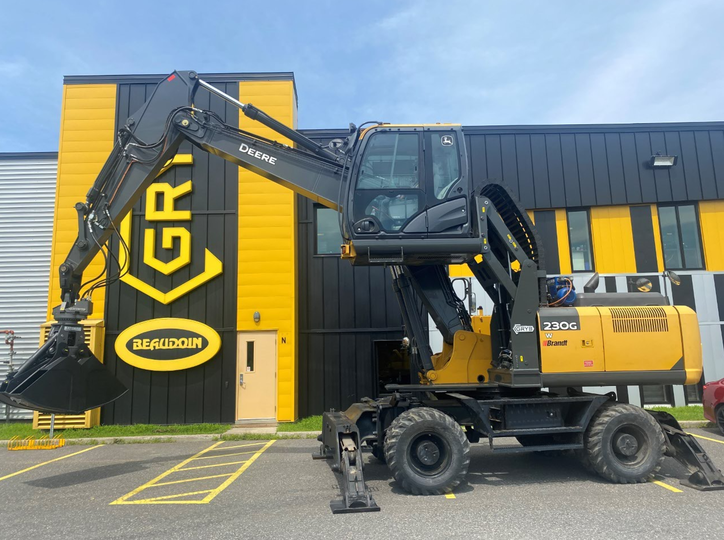 Cab Riser Excavator